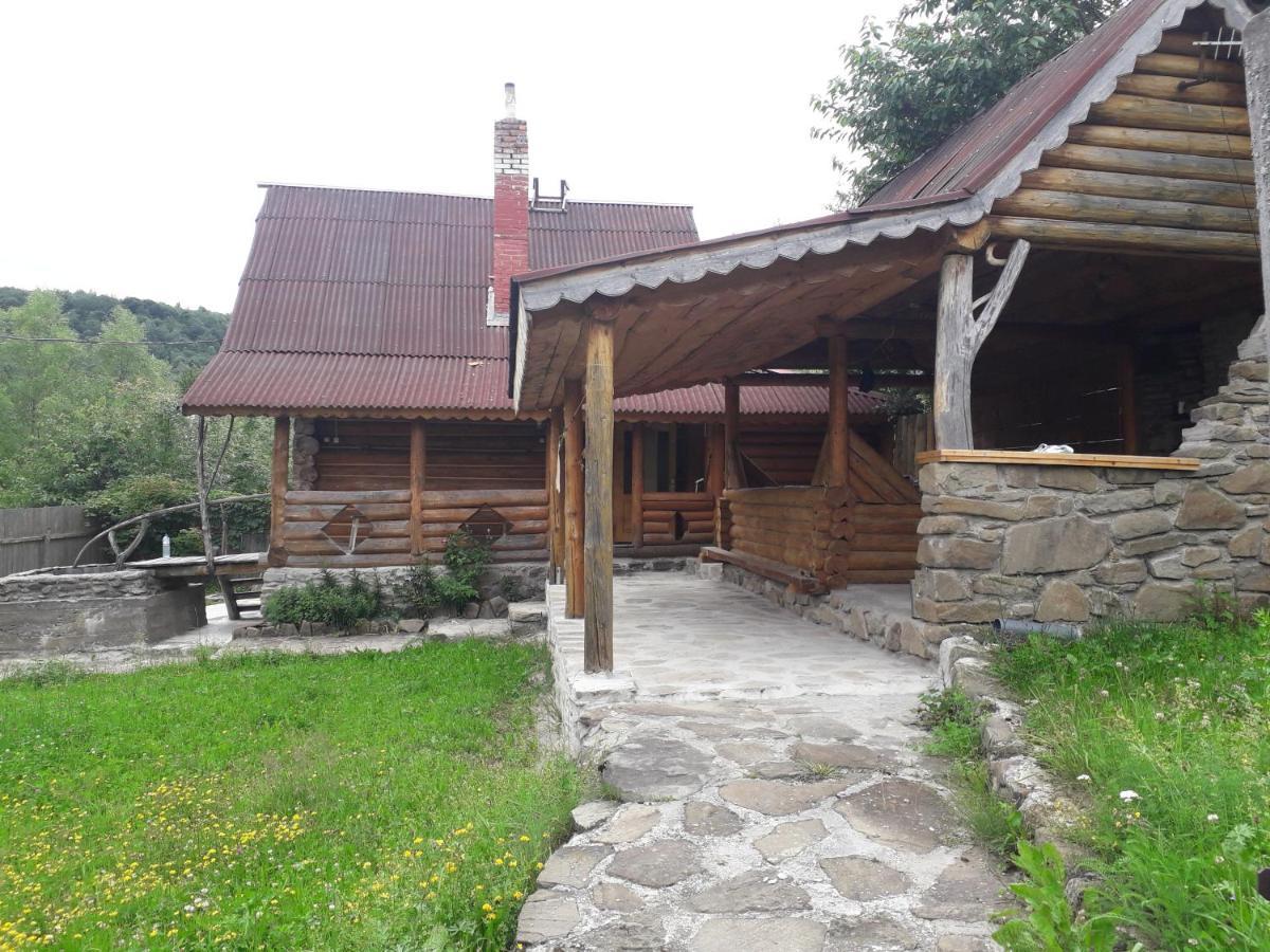 "Бджілка" І " Садиба Для Відпочинку" Lyuta Εξωτερικό φωτογραφία