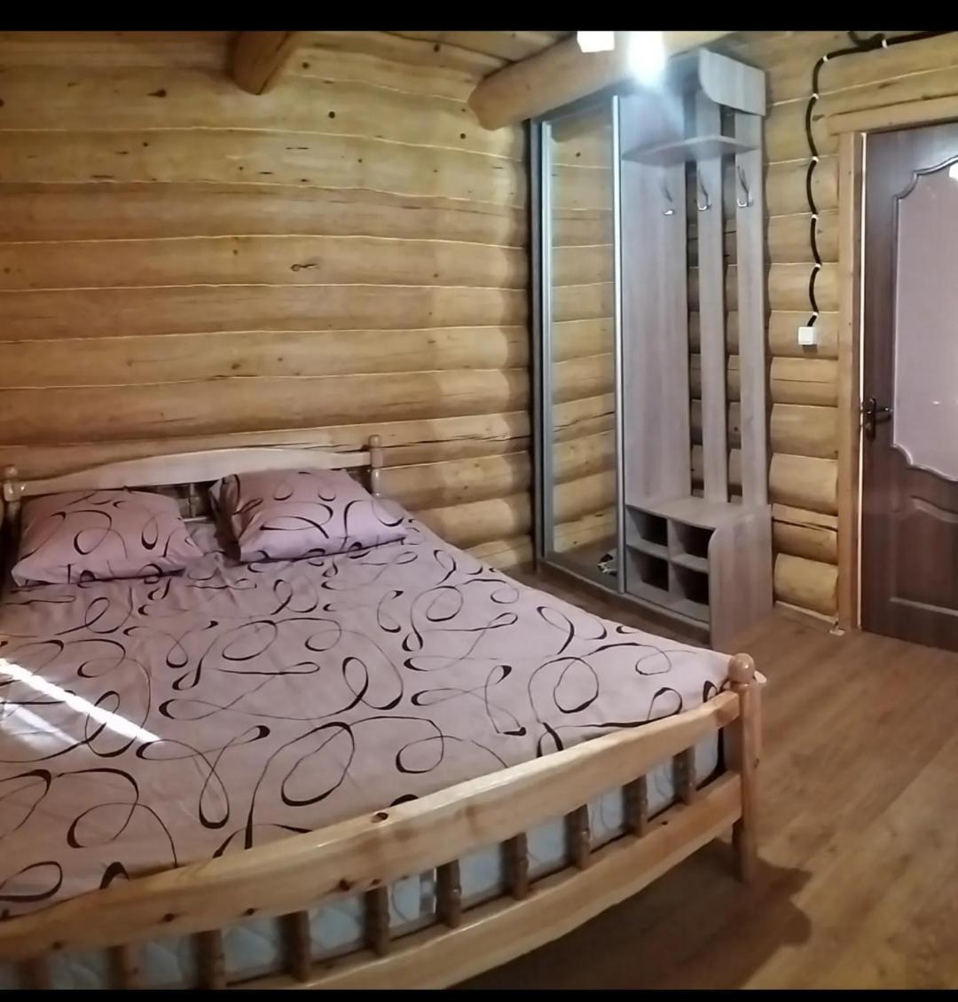 "Бджілка" І " Садиба Для Відпочинку" Lyuta Εξωτερικό φωτογραφία